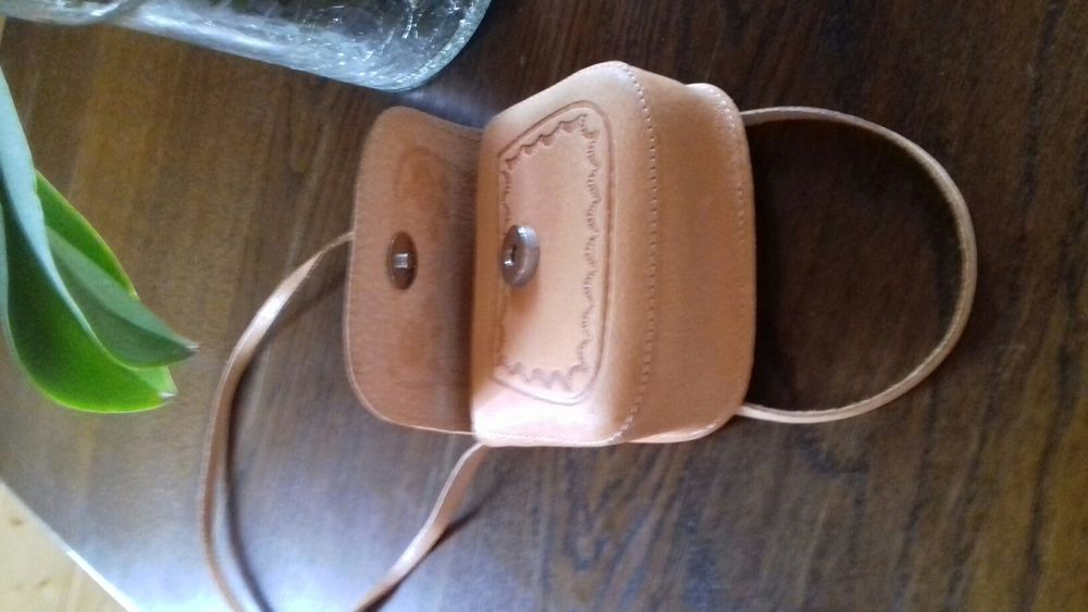 Torebeczka skórzana