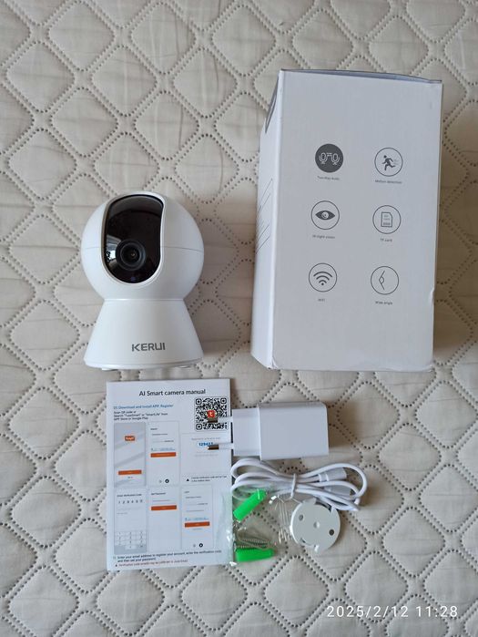 Беспроводная WiFi камера KERUI .