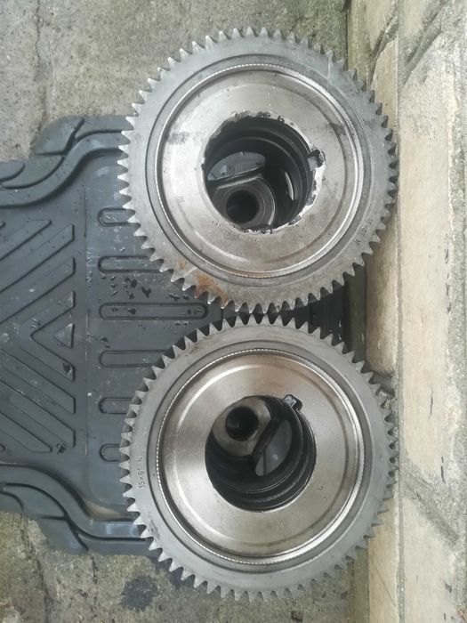 Диференціал КПП 15x61 зубів JC7000 JC7001 Дифференциал 15 61 зуб