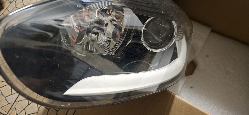 Farol Megane III GT Line frente esquerdo