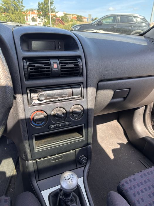Opel Astra 1.4 gasolina