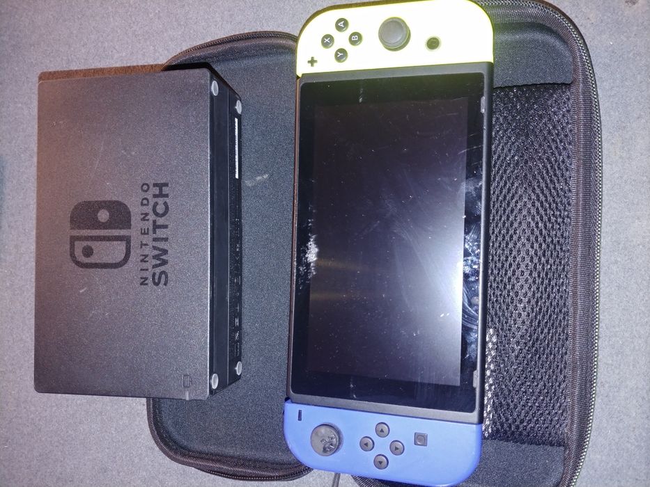 Приставка Nintendo Switch hac-001