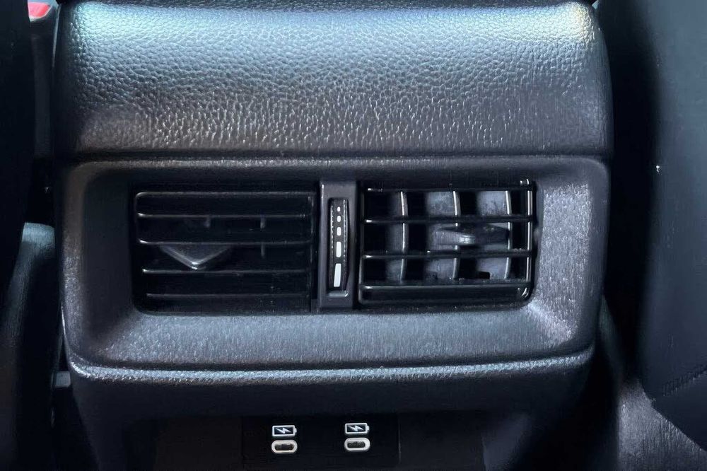 Honda CR-V Hybrid Sport Touring      2023