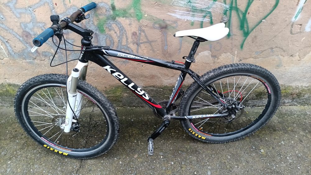 Велосипед Kelly's вилка rock shox reba