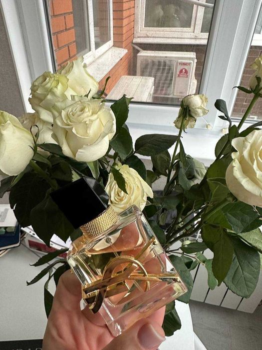 Парфумована вода Yves Saint Laurent Libre 30мл