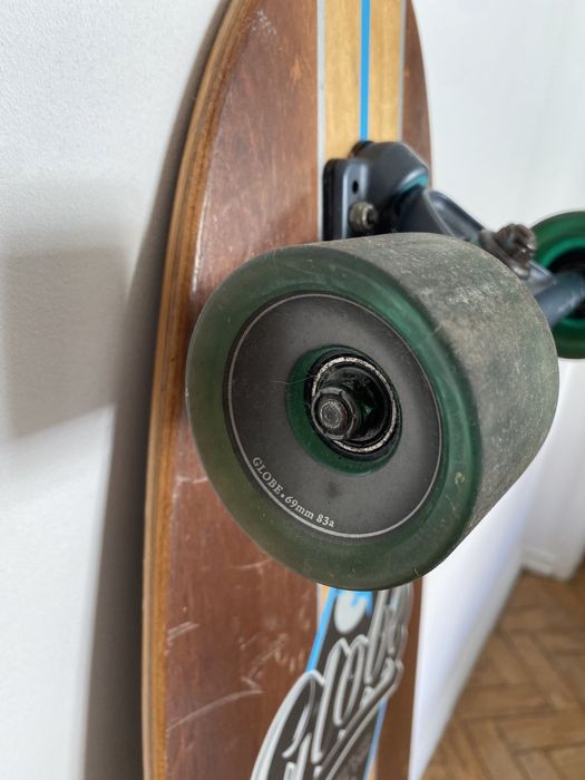 Longboard skate Globe
