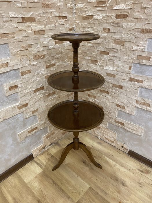 Столик етажерка Італія