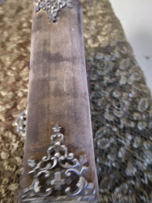 Livro missal apl,, em prata e madrepérola