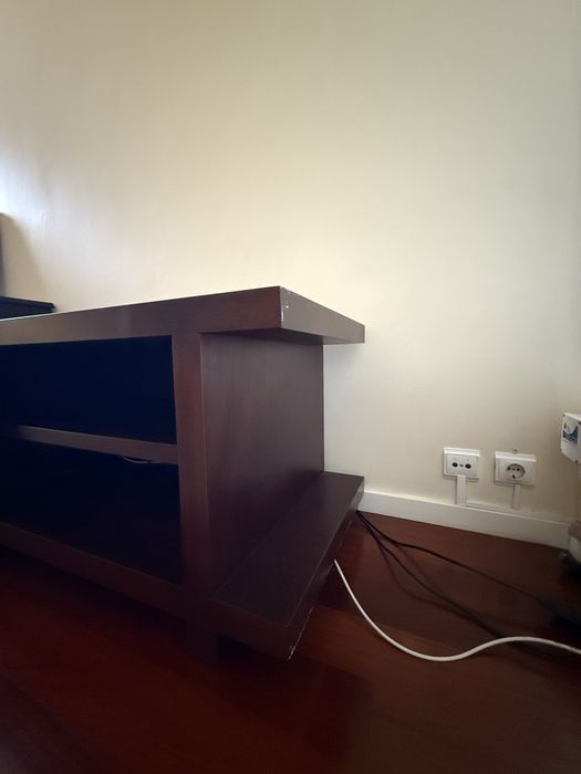 Movel Tv Mogno castanho escuro