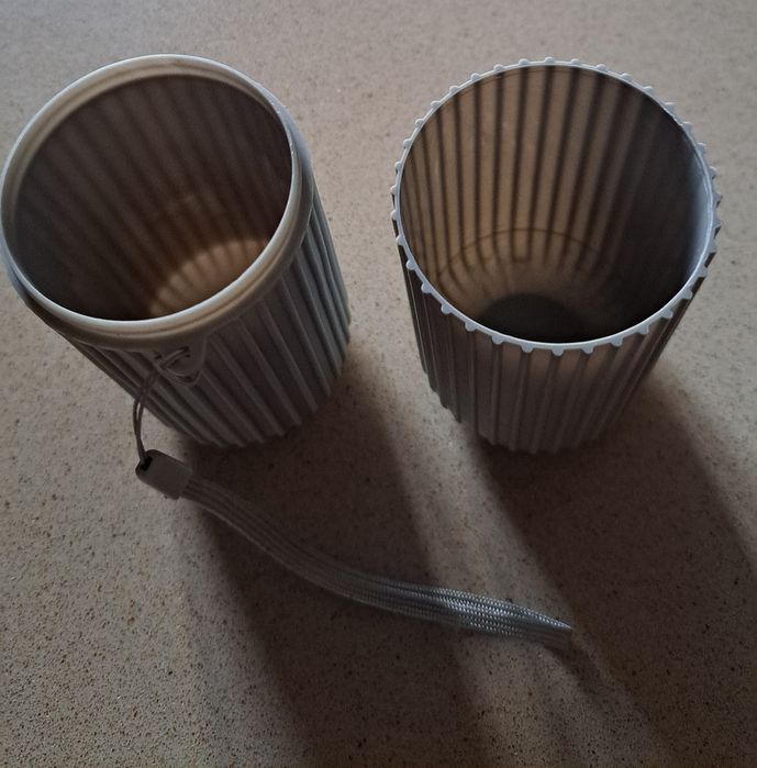 Caixa para escovas e pasta de dentes