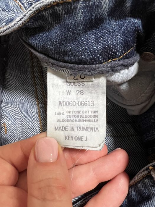 Жіночі джинси Guess 28 розмір