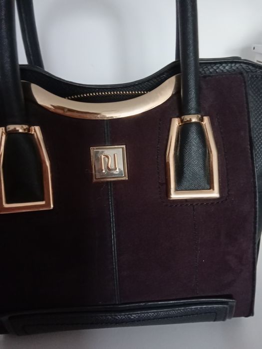 Torebka do ręki. River island. Czarna z dodatkowym długim paskiemi
