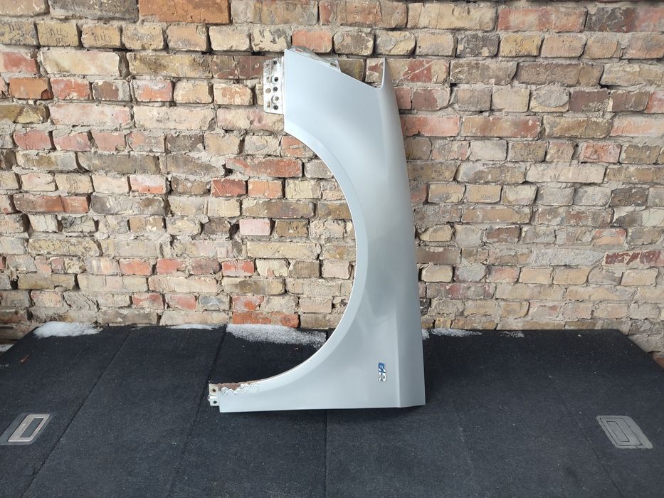 Крило переднє ліве Фольксваген Пассат Б6 крило VW Passat B6 LA7W