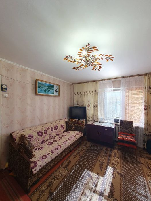 2 кім.кв р-н 700-річчя.