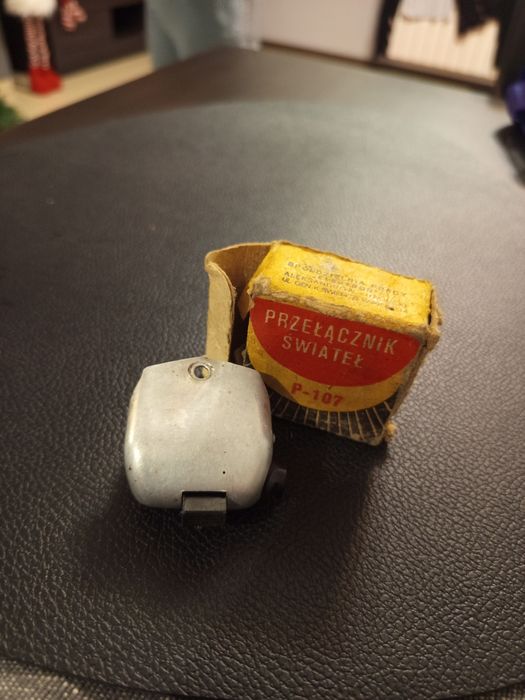 Sprzedam  przełącznik świateł