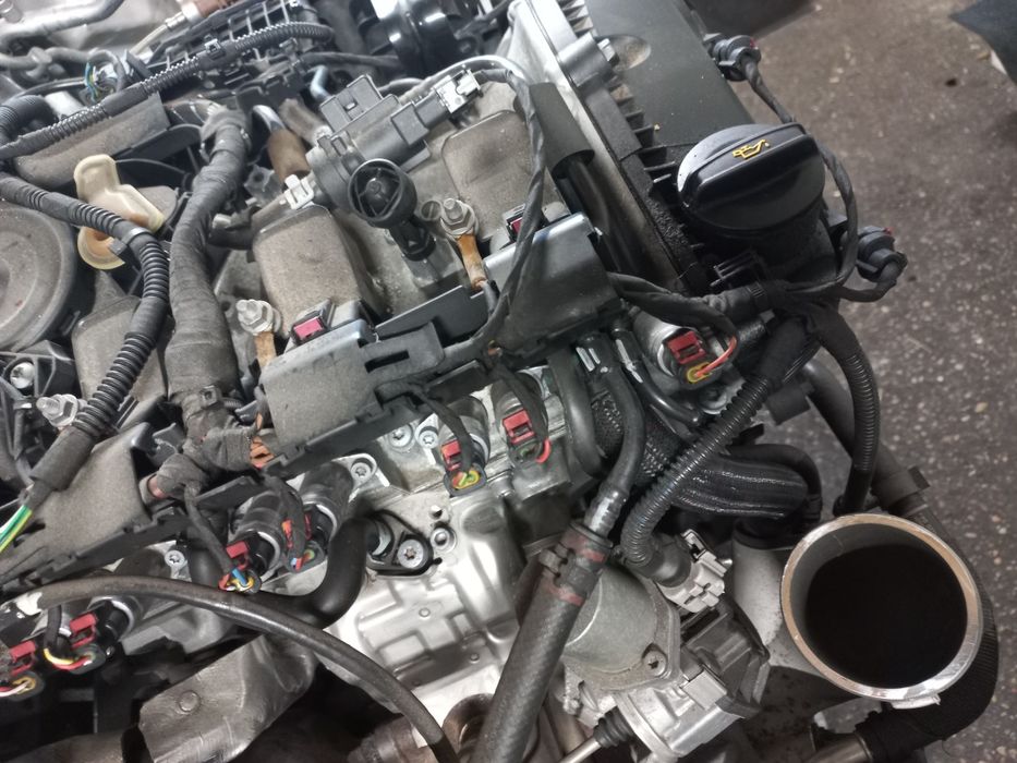 Silnik kompletny 2.0 tfsi DKN