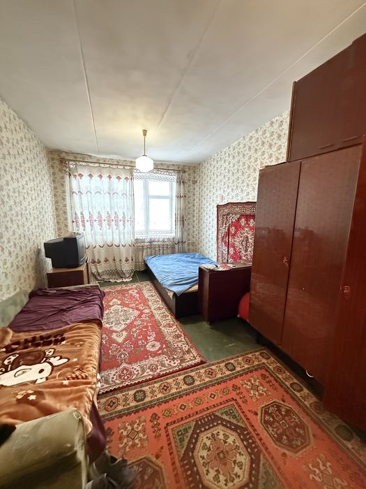 Продаж великої кімнати в гуртожитку -19 м2. , район КСК