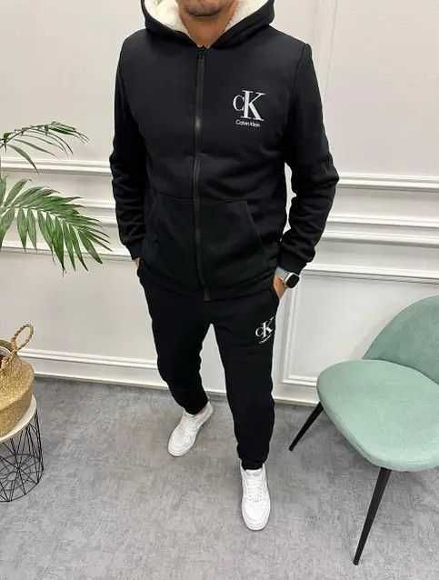 Одежда Calvin Klein Костюм,футболки.кеды,