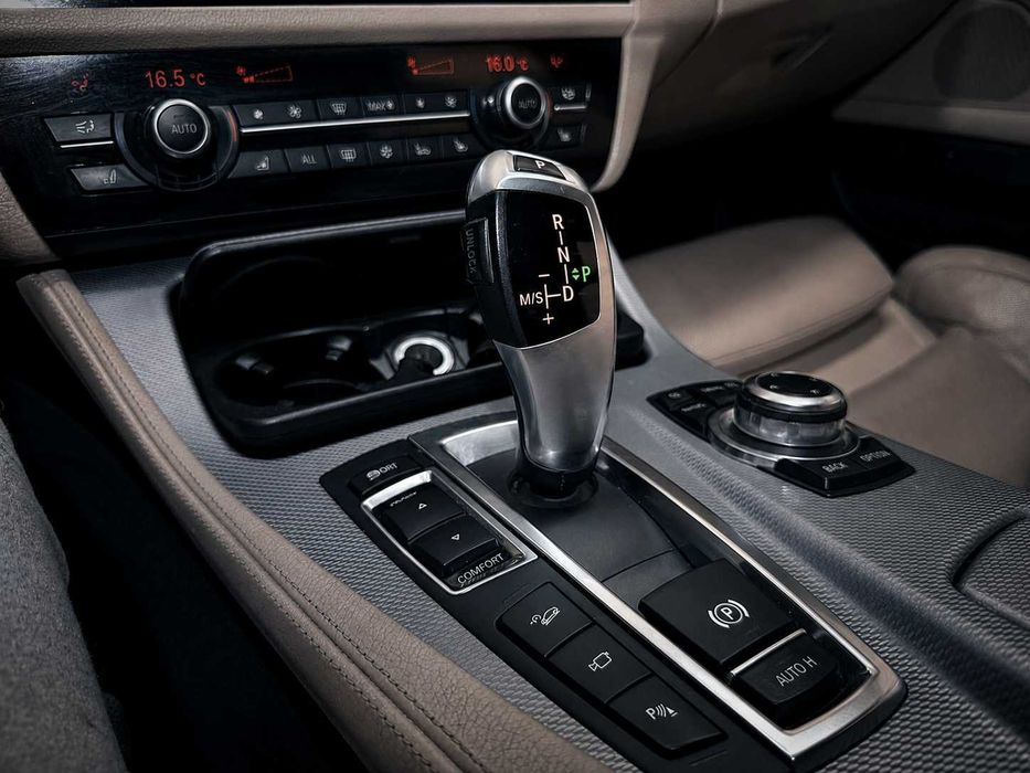 BMW Seria 5 F11 535d X-Drive