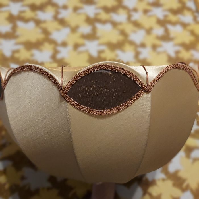 Sprzedam piekny abażur do lampy stojącej lata 70 PRL