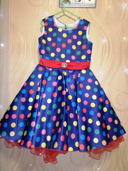 Платье на выпускной, нарядное платье, 122 рост