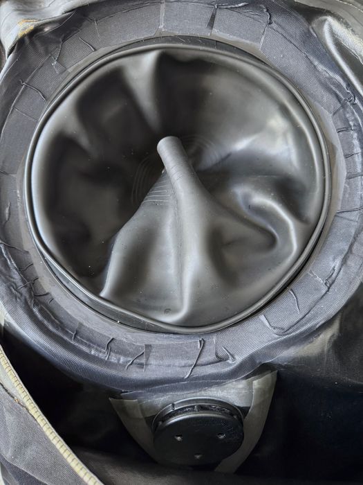 Fato seco de mergulho Whites Nexus "M"