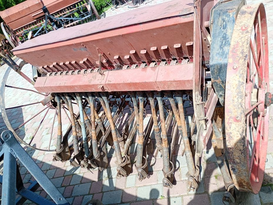 Продам сівалки 17  19 лійок
