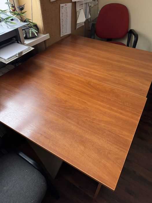 Шафа офісна стіл офісний