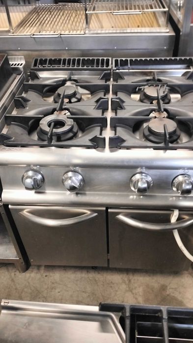 Varia gama de fogões industriais
