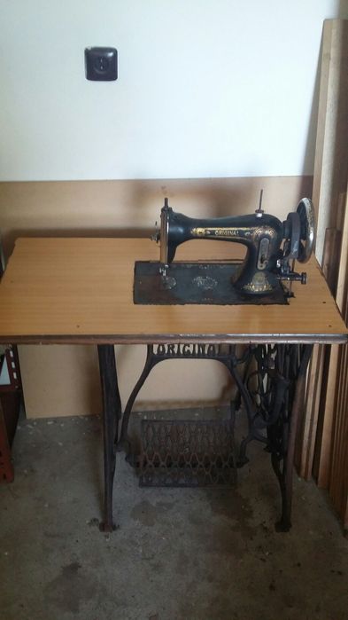 Maszyna do szycia Original ze stolikiem singer zabytek
