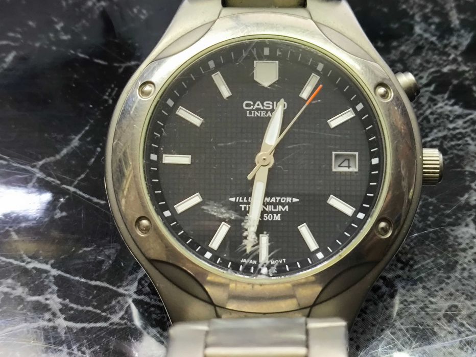 Оригинальные часы Casio в коллекцию или для повседневного использования.