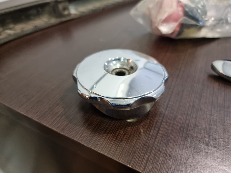 Base da estrela do capot Mercedes W115