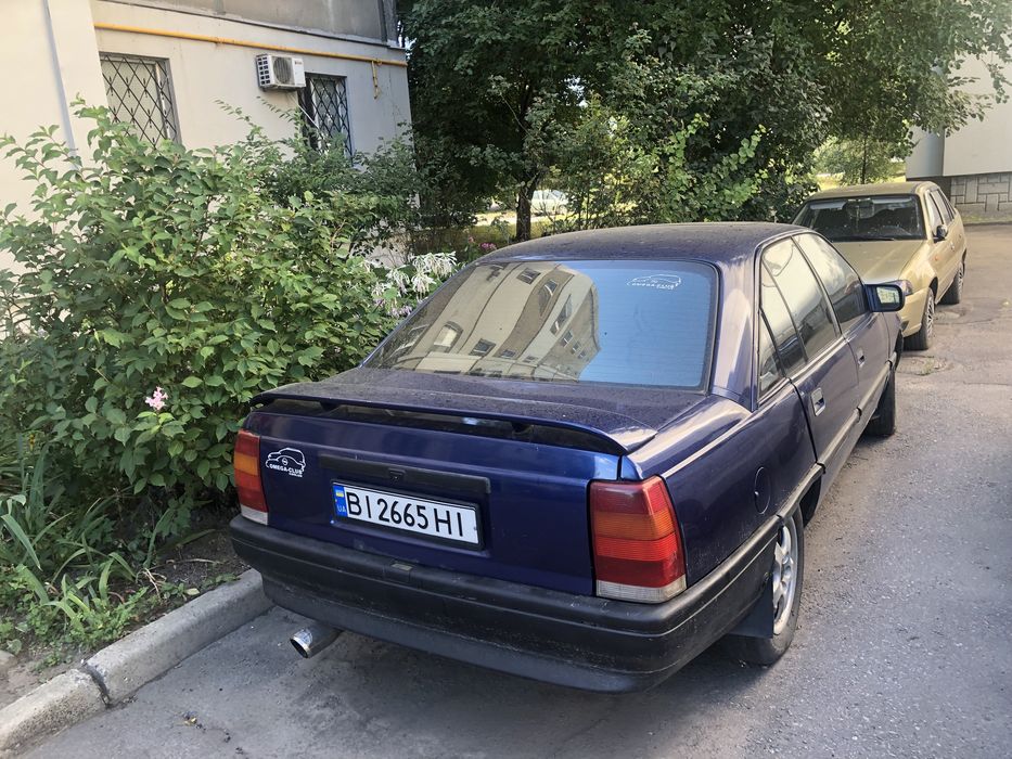 Opel Omega 2.0 90 год