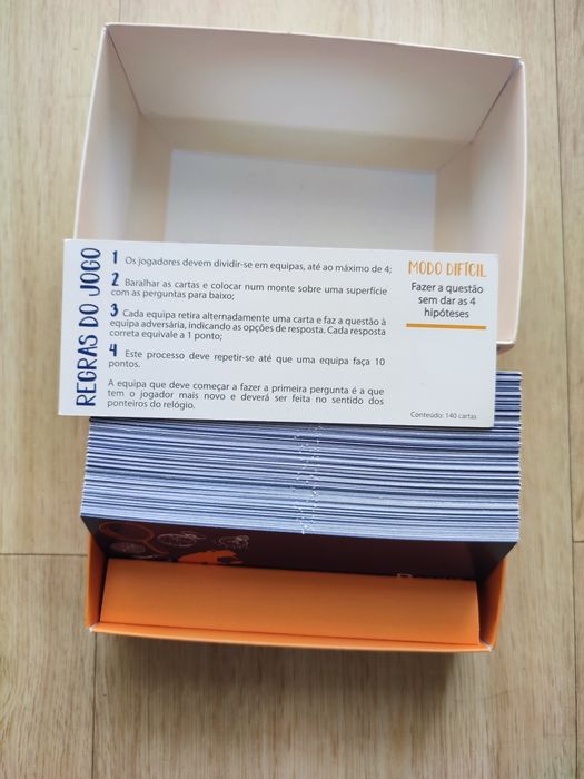 Quiz - jogo de tabuleiro