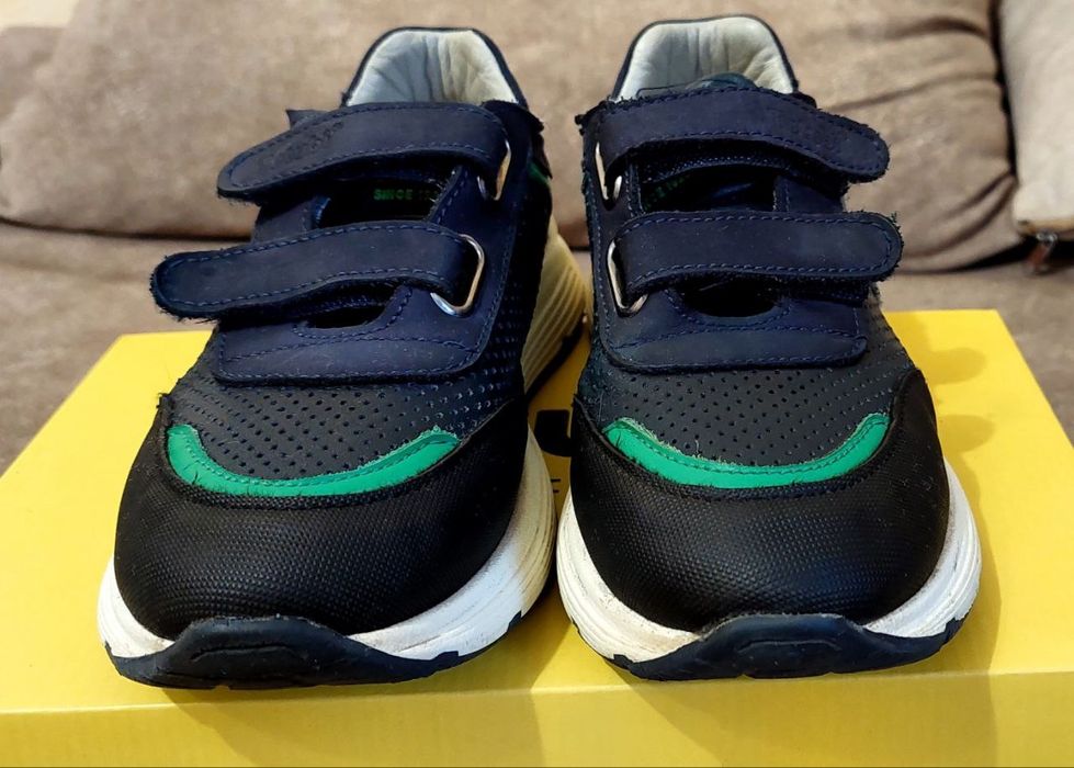 Кожаные ортопедические кроссовки Tutubi р.35