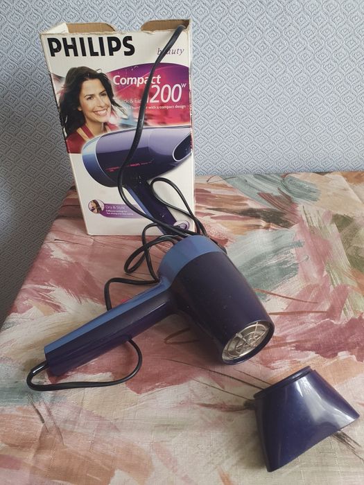 Фен для волос Philips
