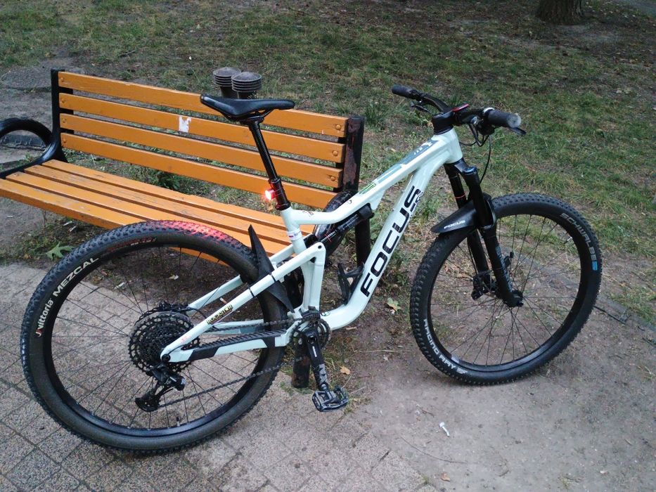 Rower MTB full Focus Jam 6.8 roz. M, doinwestowany, RockShox, koła 29