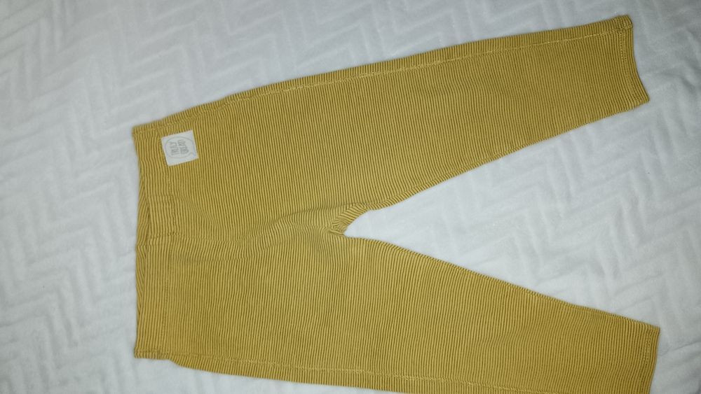 Sprzedam legginsy 98cm dla niemowląt Zara