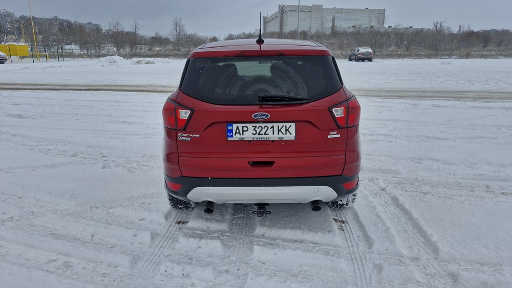 Продам Ford Escape 1.5
