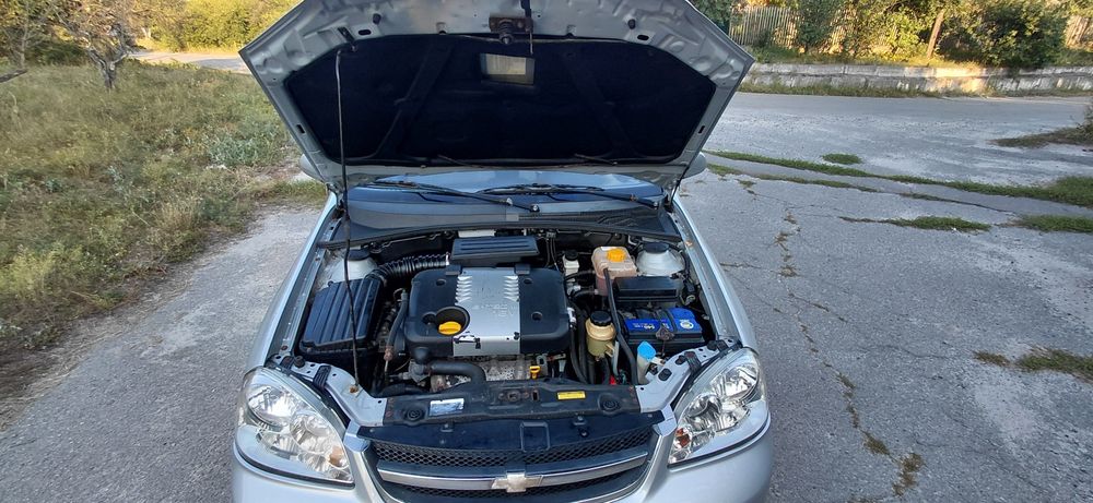Шевроле Лачетті газ 1.8