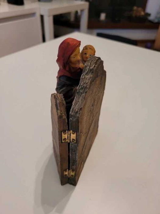 Estátua Decorativa Religiosa – Maria e Jesus + Versículo Lucas 3:52