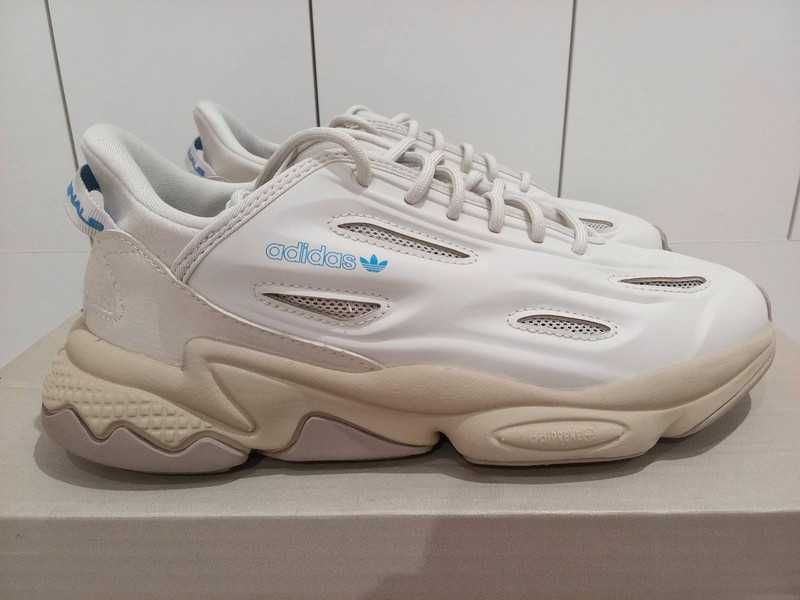 sportowe sneakersy marki Adidas Ozweego Celox 39 1/3 wkładka 25 cm