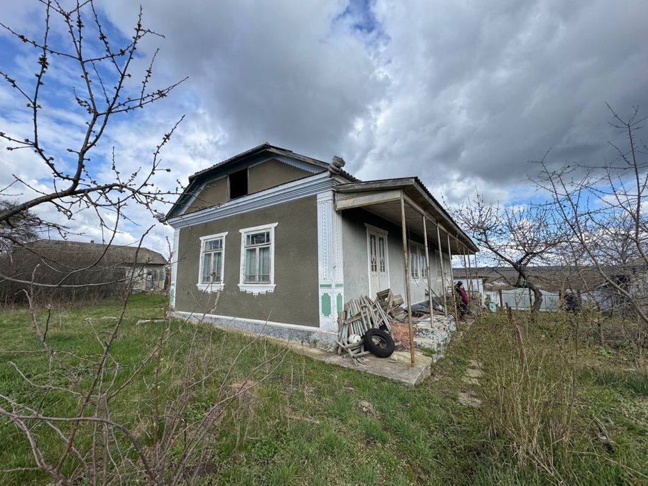 Продам будинок с.Білоусівка, ЦЕНТР села,вул.Богдана Хмельницького.