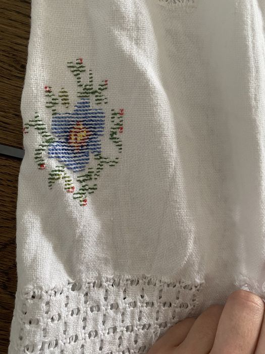 Toalha de mesa com ponto cruz 125*125