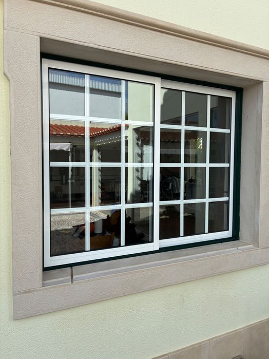 Janela de alumínio