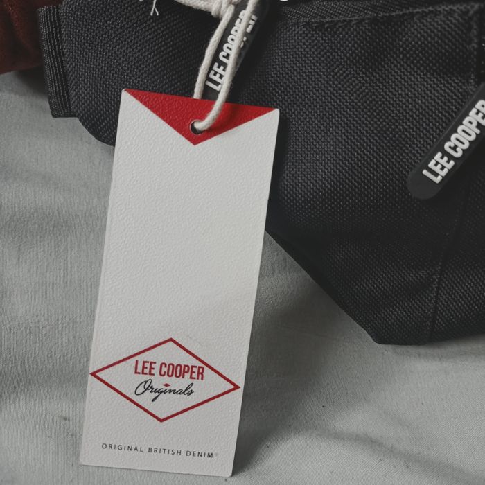 Saszeka nerka Lee Cooper