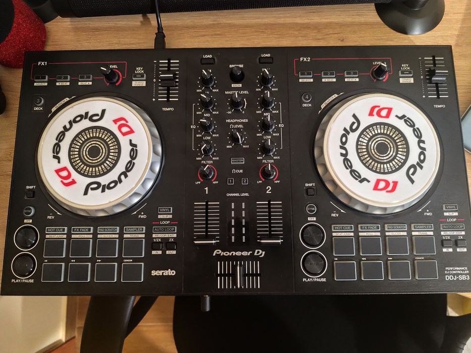 Controladora Pioneer DDJ-SB3