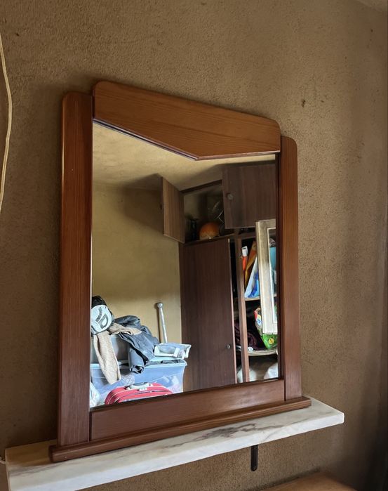 Mesa de arrumacao + espelho