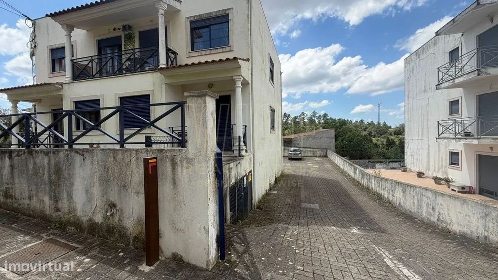 apartamento T3 com Garagem em Brasfemes