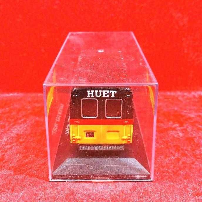 Carrinha Saviem SG2 Huet - Demagements Escala 1/43